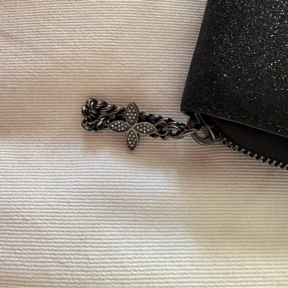 Michael Kors Glitter Wristlet/Wallet - Picture 2 of 8